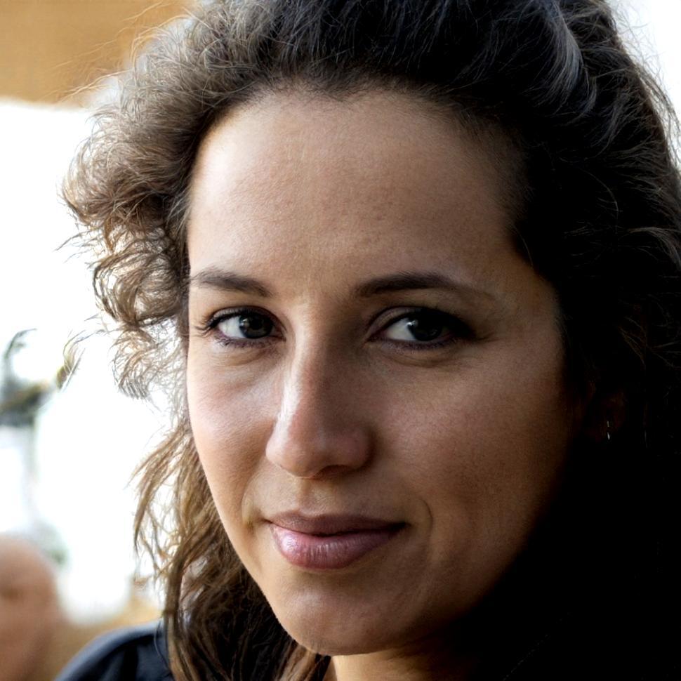 Retrato de Carmen Vázquez, Gerente de Finanzas